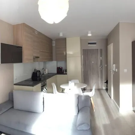 Przy Plazy - 1st Line Apartment